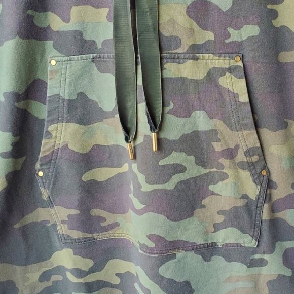 Highline Collection Long Camo Hoodie - Picture 6 of 12